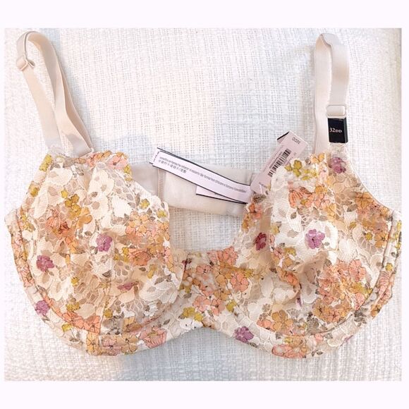 NWT VICTORIA’S SECRET Body By Victoria Bra - Picture 3 of 4